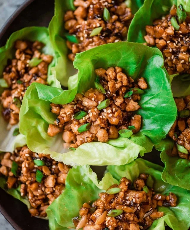 Chicken Lettuce Wraps (PF Chang's Copycat)